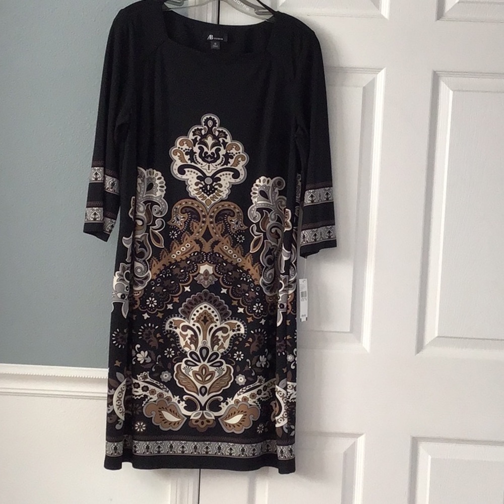 Women’s Dress size 16 NWT